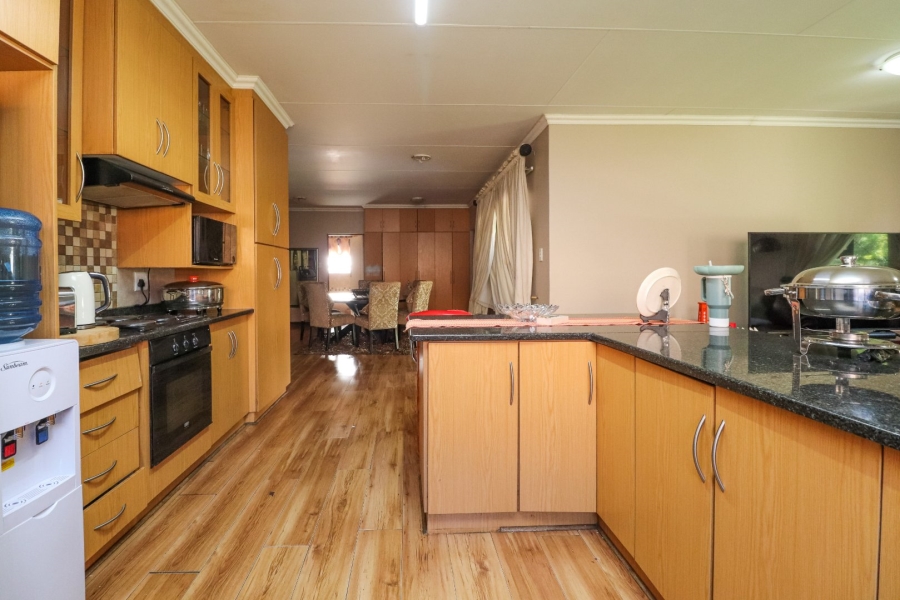 3 Bedroom Property for Sale in Wilkoppies North West